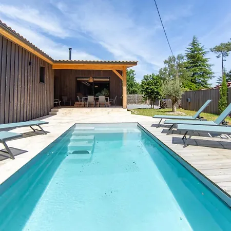 Willa Javal A Avec Piscine Chauffee Du 0105 Au 1510